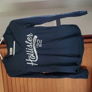 Hooded long sleeve shirt